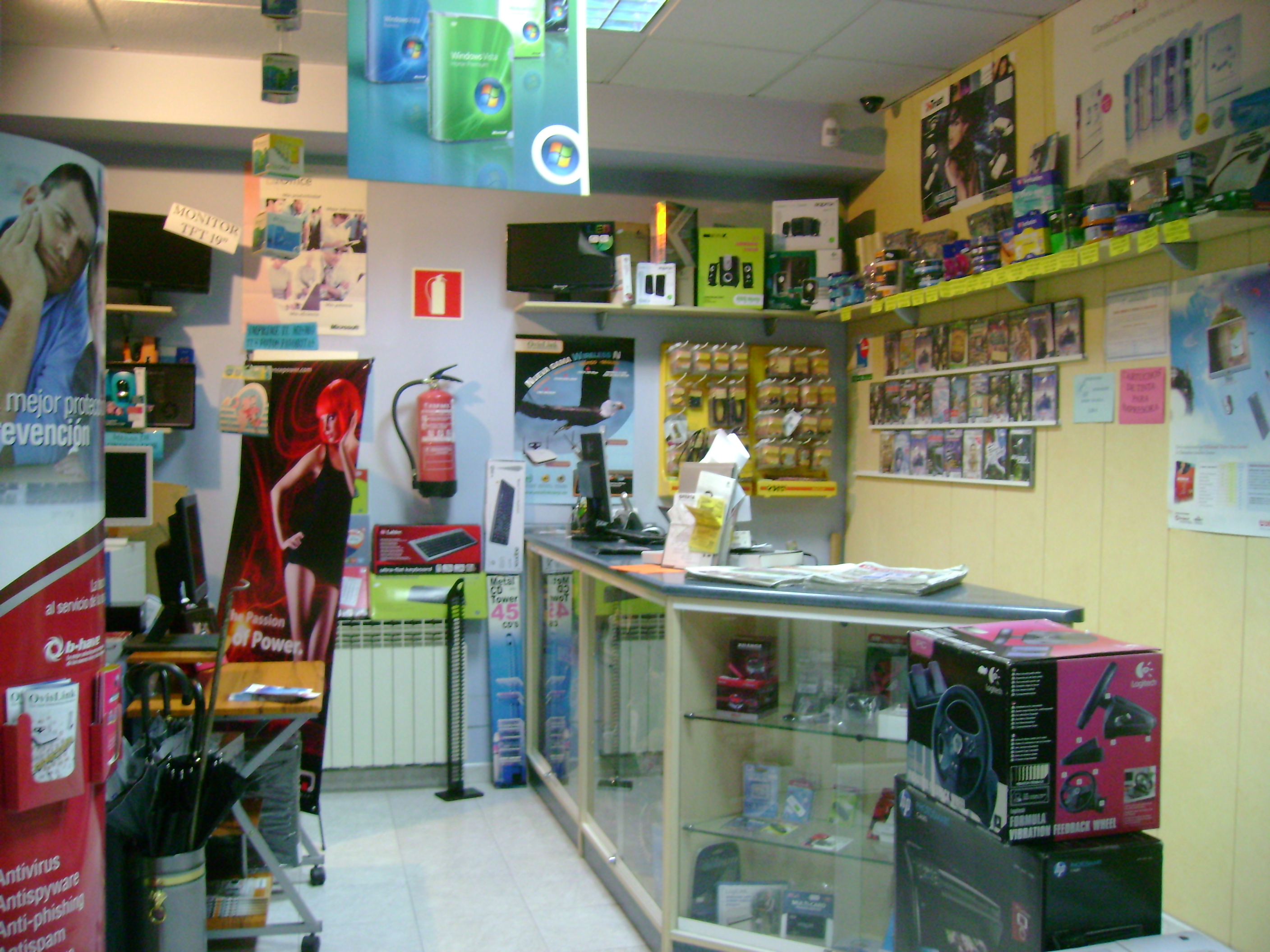 Interior de una tienda Galinet