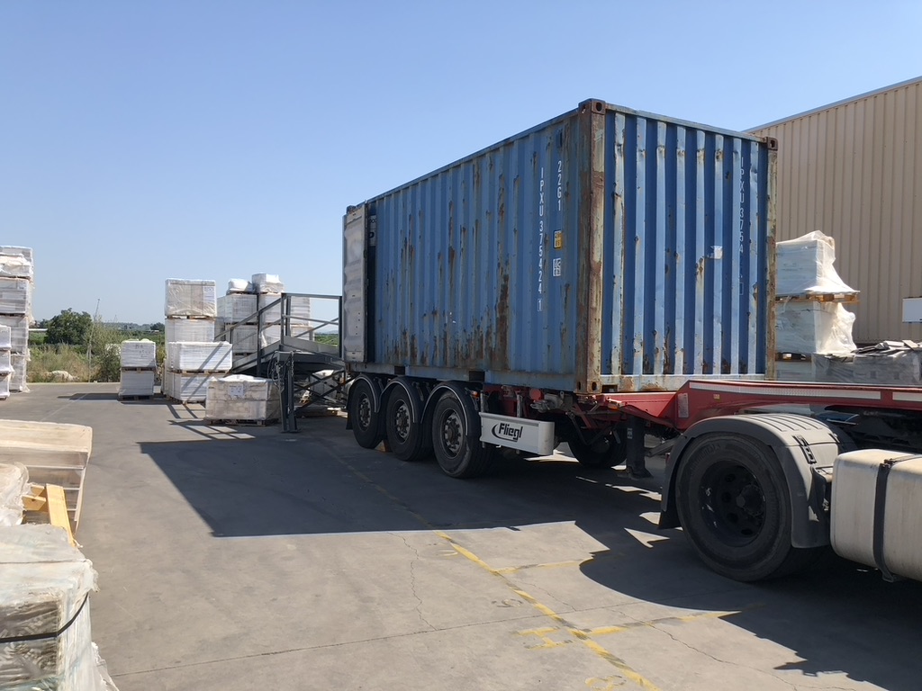 Exportación de contenedores a Africa y otros países azulejos Comerciales